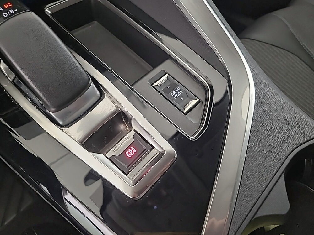 Occasion PEUGEOT 3008 3008 Hybrid 225 e-EAT8 - Allure