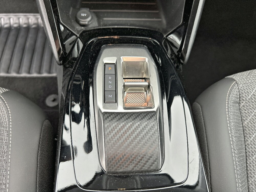 Occasion PEUGEOT 208 208 Hybrid 110 e-DCS6 - série spéciale ENVY