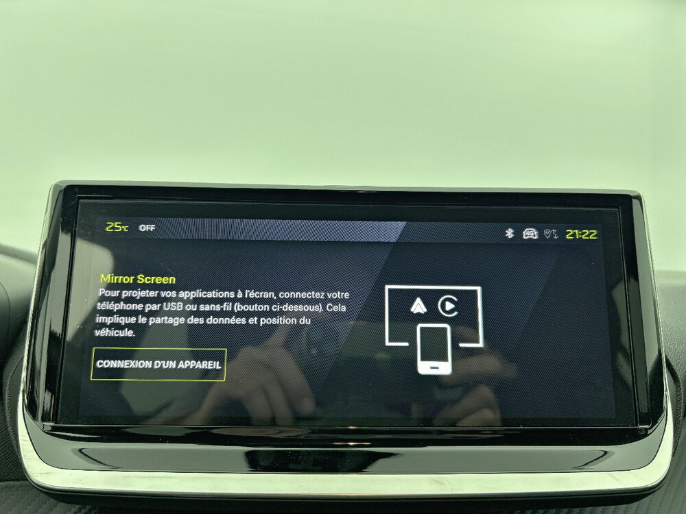 Occasion PEUGEOT 208 208 Hybrid 110 e-DCS6 - série spéciale ENVY