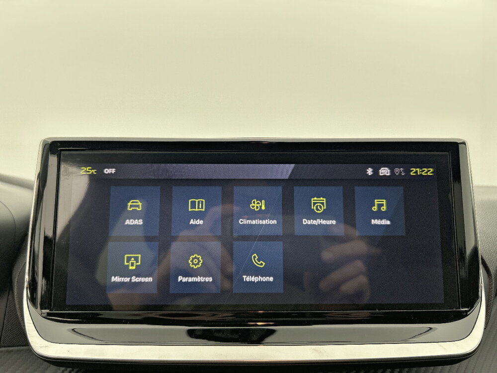 Occasion PEUGEOT 208 208 Hybrid 110 e-DCS6 - série spéciale ENVY