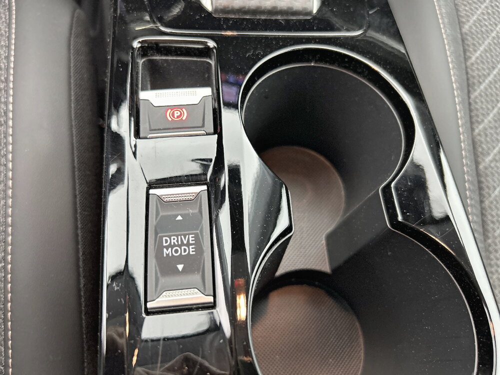 Occasion PEUGEOT 208 208 Hybrid 110 e-DCS6 - série spéciale ENVY