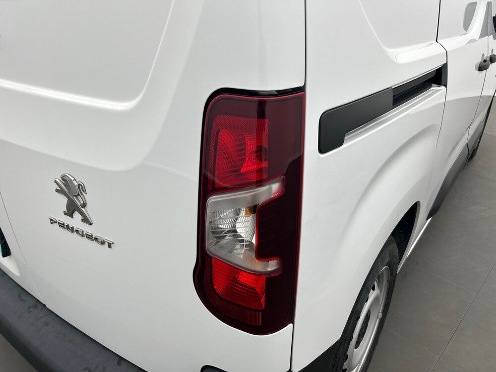 Occasion PEUGEOT Partner PARTNER FOURGON M 650 KG BLUEHDI 130 S&S EAT8