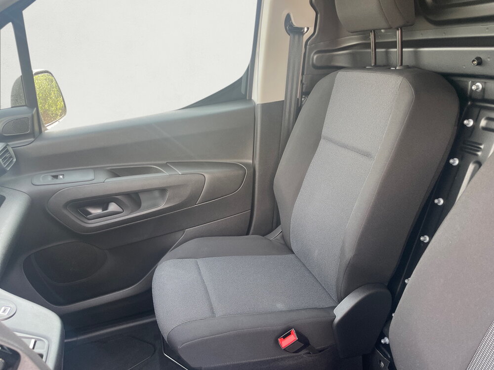 Occasion CITROEN Berlingo E-BERLINGO VAN M 136 CH AUT. 54 KWH CHARGE UTILE MAJOREE