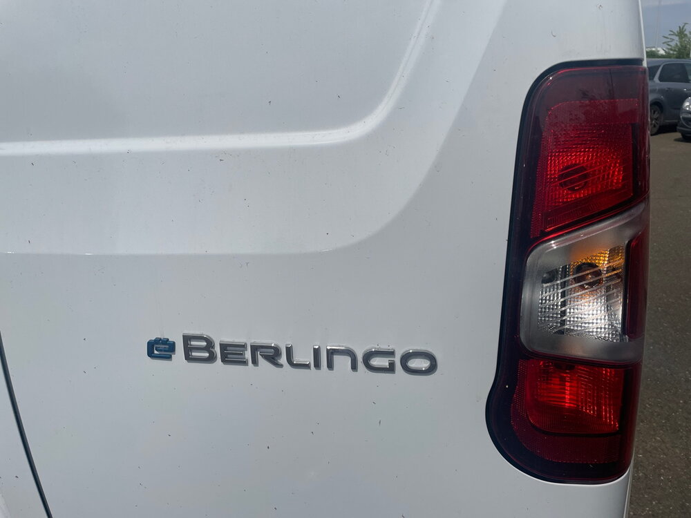 Occasion CITROEN Berlingo E-BERLINGO VAN M 136 CH AUT. 54 KWH CHARGE UTILE MAJOREE