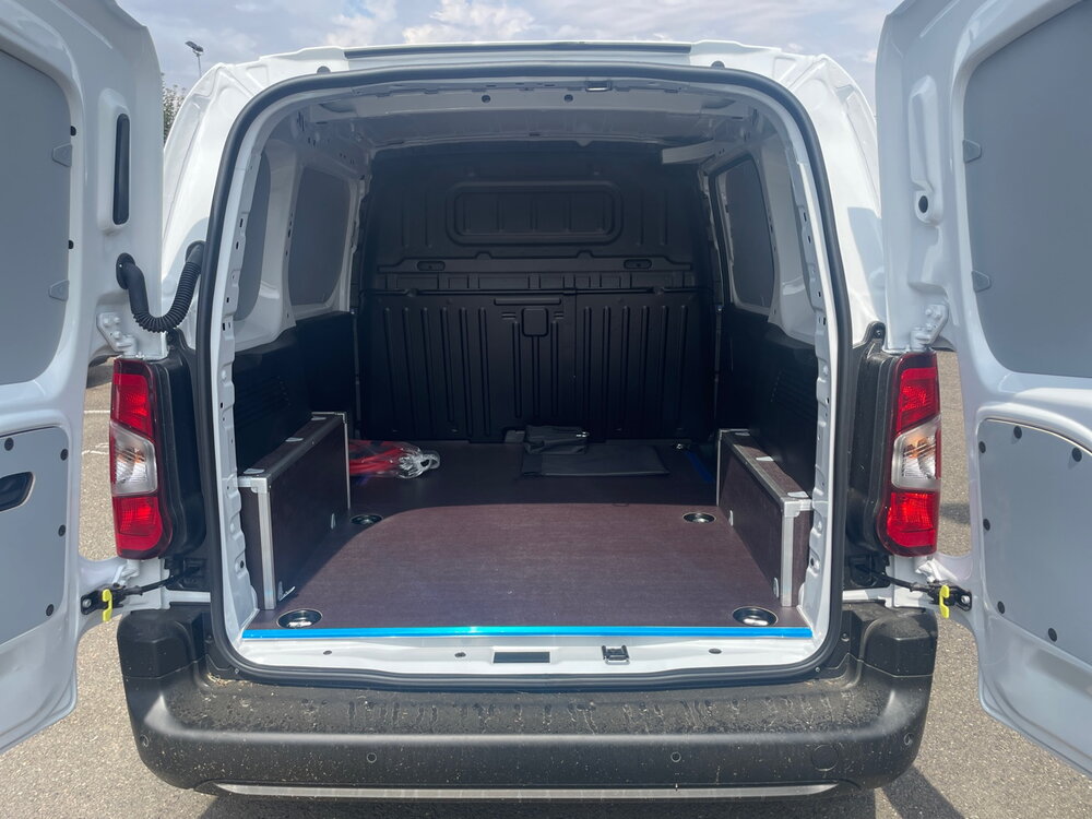 Occasion CITROEN Berlingo E-BERLINGO VAN M 136 CH AUT. 54 KWH CHARGE UTILE MAJOREE
