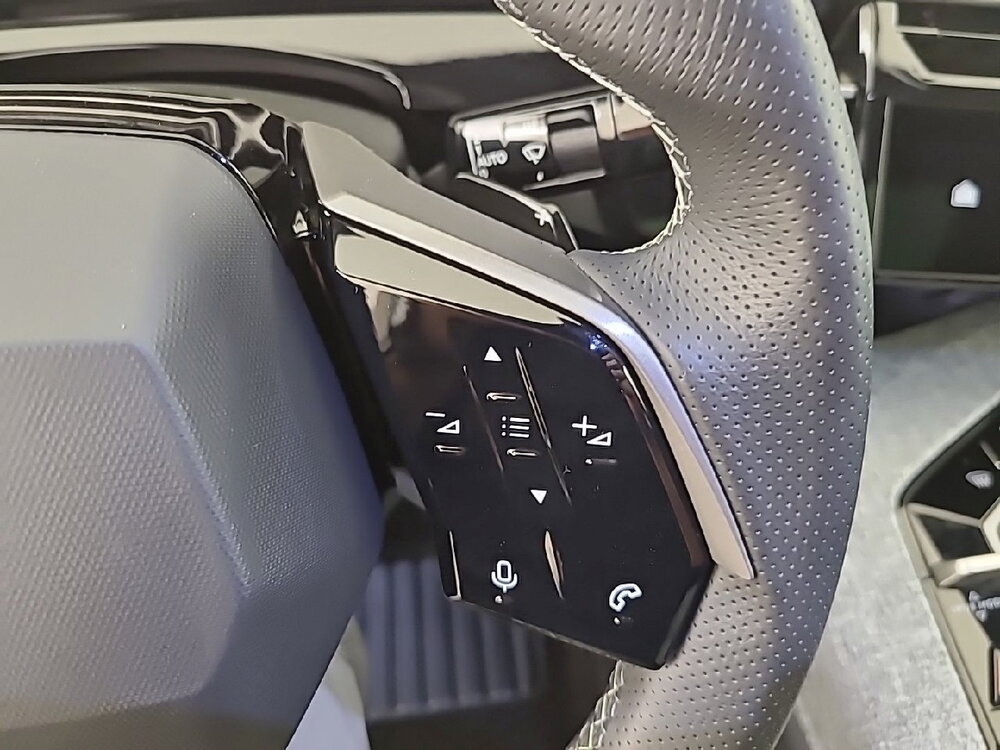 Occasion PEUGEOT 3008 3008 Electrique 210 ch 73 kWh - GT