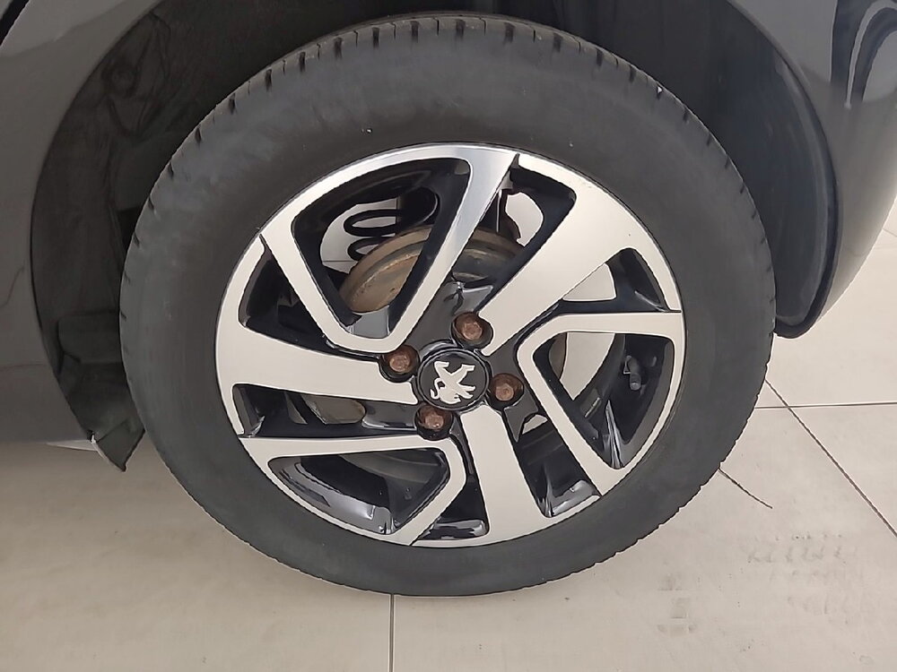 Occasion PEUGEOT 108 108 1.2 VTi 82ch BVM5 - Allure