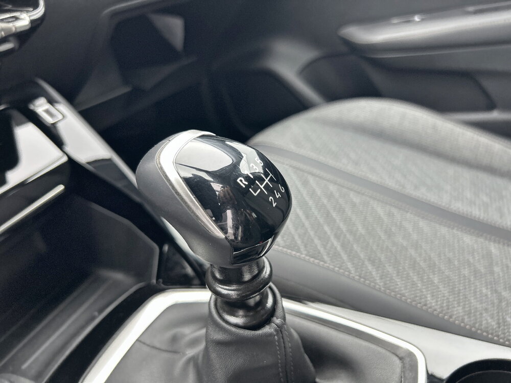 Occasion PEUGEOT 208 208 PureTech 100 S&S BVM6 - Allure