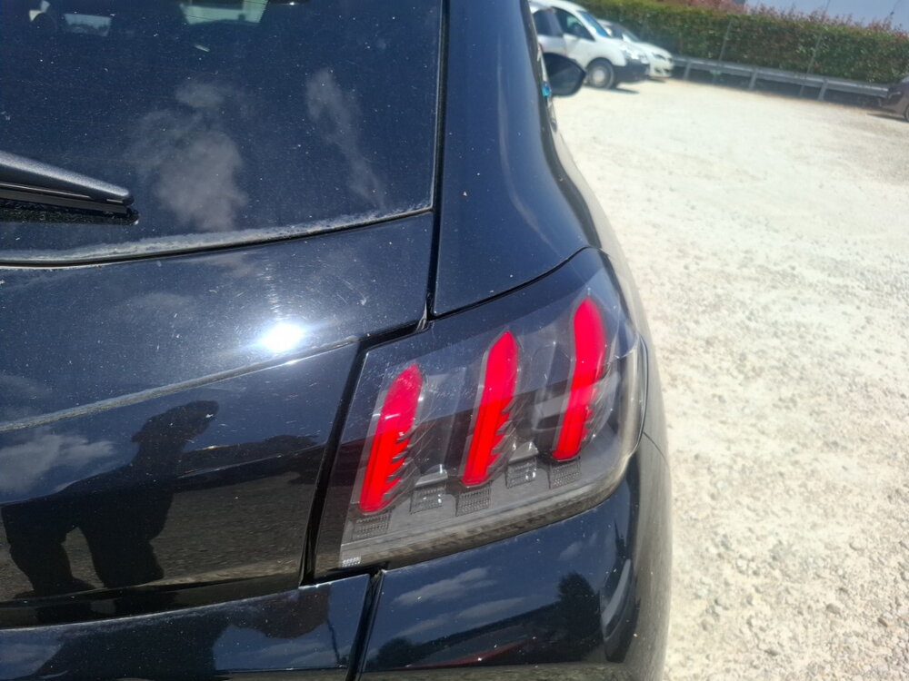 Occasion PEUGEOT 208 208 Electrique 50 kWh 136ch - GT