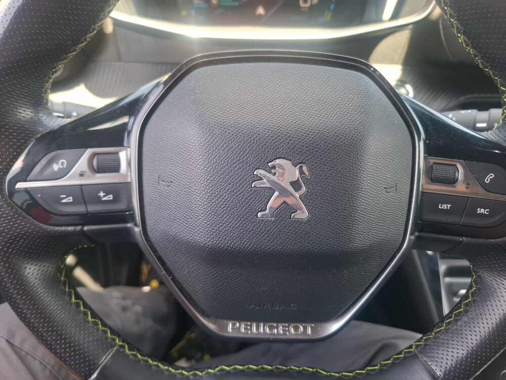 Occasion PEUGEOT 208 208 Electrique 50 kWh 136ch - GT