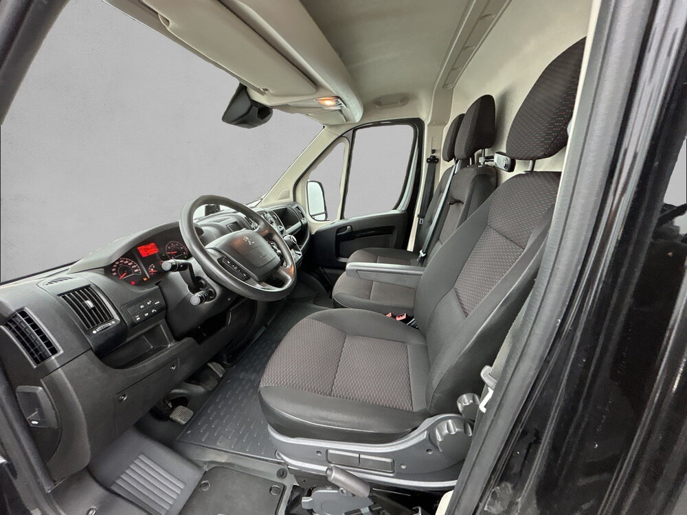 Occasion PEUGEOT Boxer BOXER TOLE 333 L2H2 BLUEHDI 140 S&S - ASPHALT