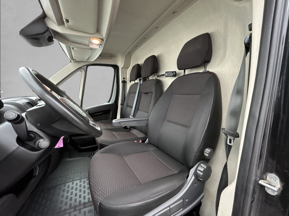 Occasion PEUGEOT Boxer BOXER TOLE 333 L2H2 BLUEHDI 140 S&S - ASPHALT