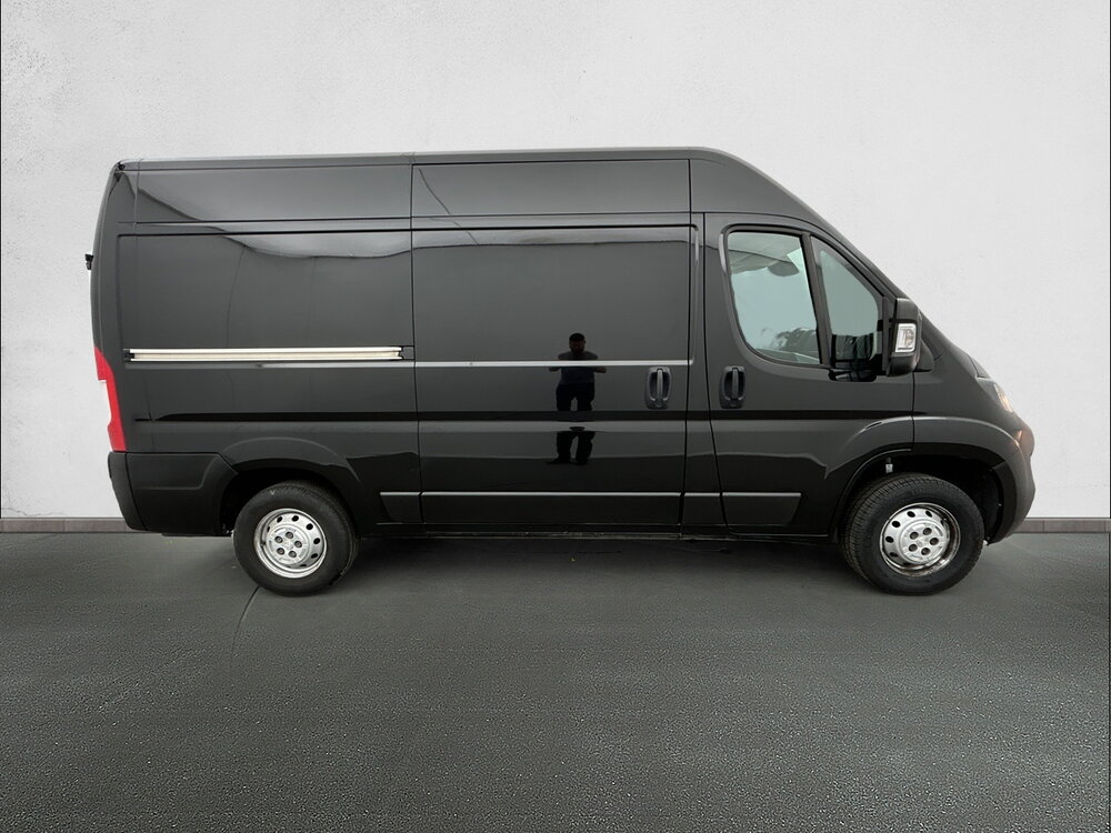 Occasion PEUGEOT Boxer BOXER TOLE 333 L2H2 BLUEHDI 140 S&S - ASPHALT