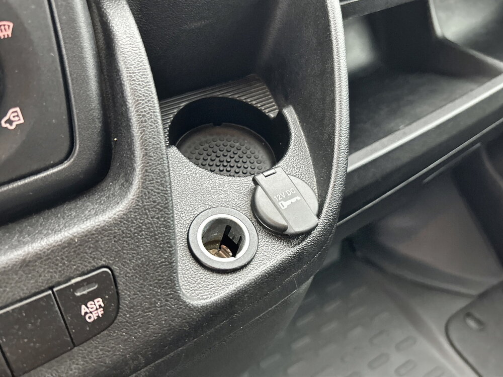 Occasion PEUGEOT Boxer BOXER TOLE 333 L2H2 BLUEHDI 140 S&S - ASPHALT