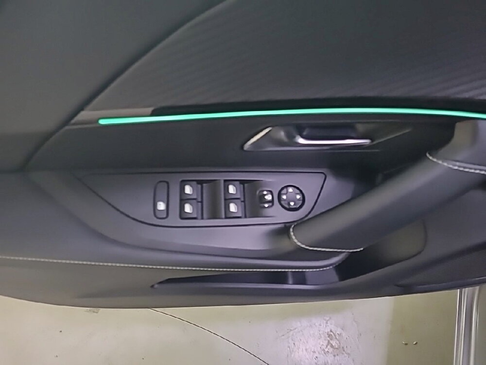 Occasion PEUGEOT 2008 2008 PureTech 130 S&S EAT8 - GT