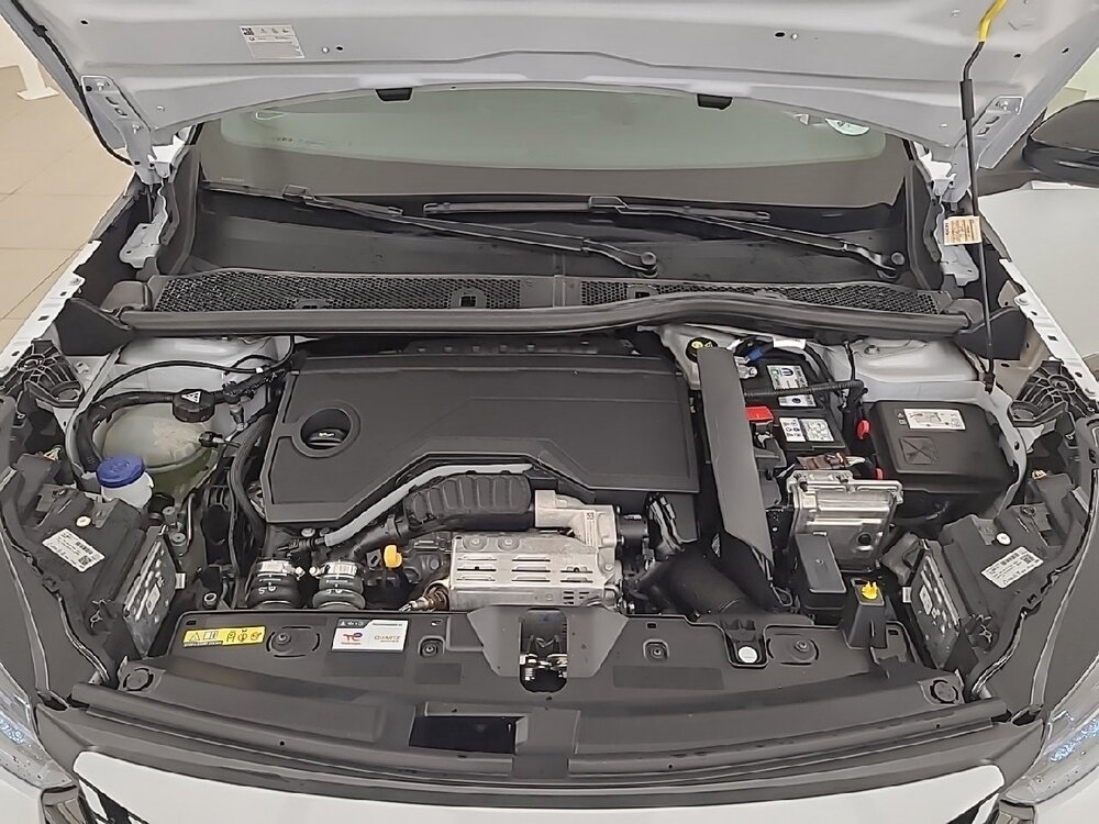 Occasion PEUGEOT 2008 2008 Hybrid 136 e-DCS6 - GT