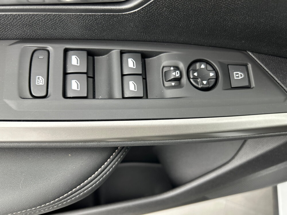 Occasion PEUGEOT 5008 5008 Hybrid 145 ch e-DCS6 - Allure