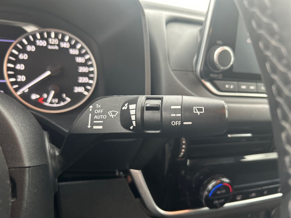 Occasion NISSAN Qashqai Qashqai Mild Hybrid 158 ch Xtronic - Business Edition