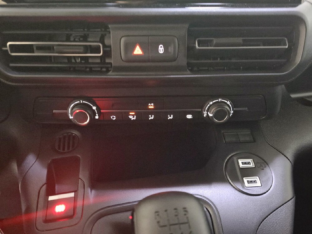 Occasion CITROEN Berlingo BERLINGO VAN M DIESEL 100 CH MANUELLE