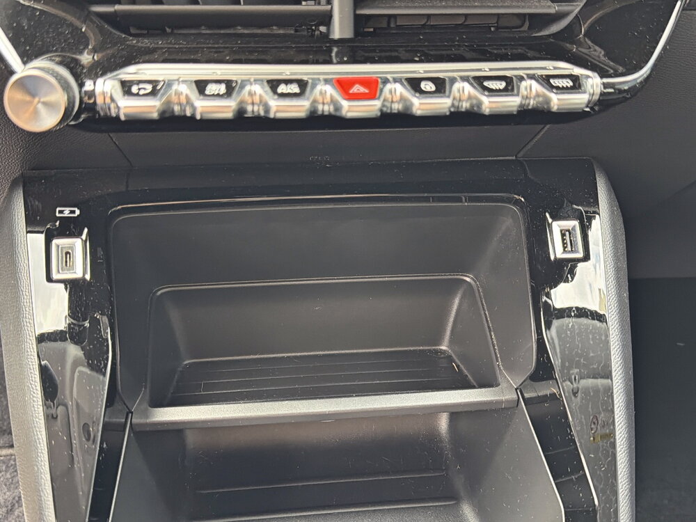 Occasion PEUGEOT 208 208 Electrique 50 kWh 136ch - Like