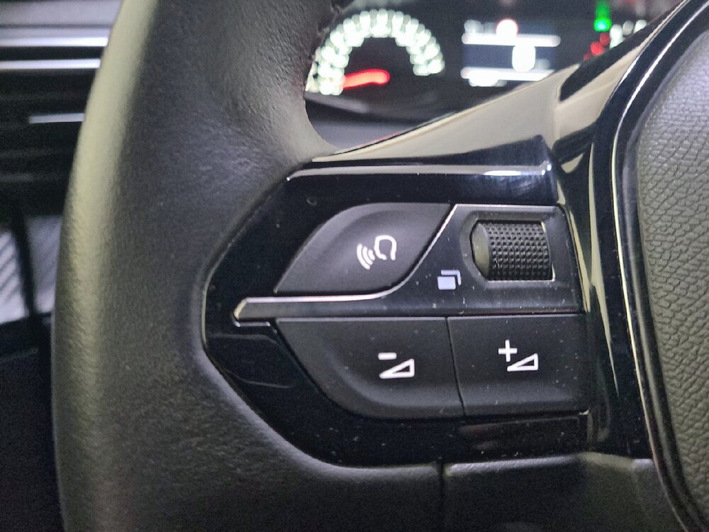 Occasion PEUGEOT 2008 2008 PureTech 100 S&S BVM6 - Active Pack