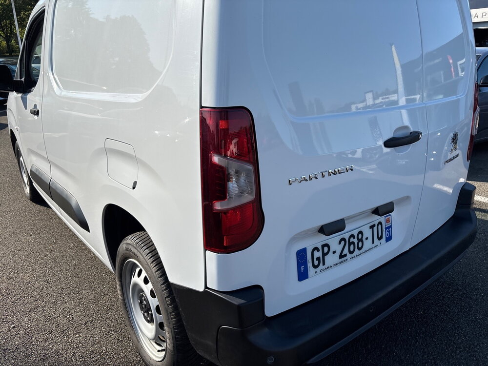 Occasion PEUGEOT Partner PARTNER FOURGON M 950 KG BLUEHDI 100 S&S BVM6
