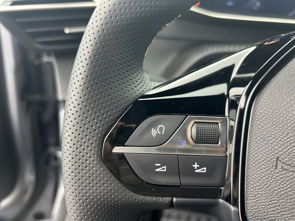Occasion PEUGEOT 2008 2008 Hybrid 145 e-DCS6 - GT