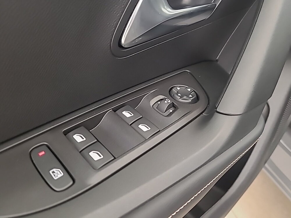 Occasion PEUGEOT 2008 2008 Hybrid 145 e-DCS6 - ENVY