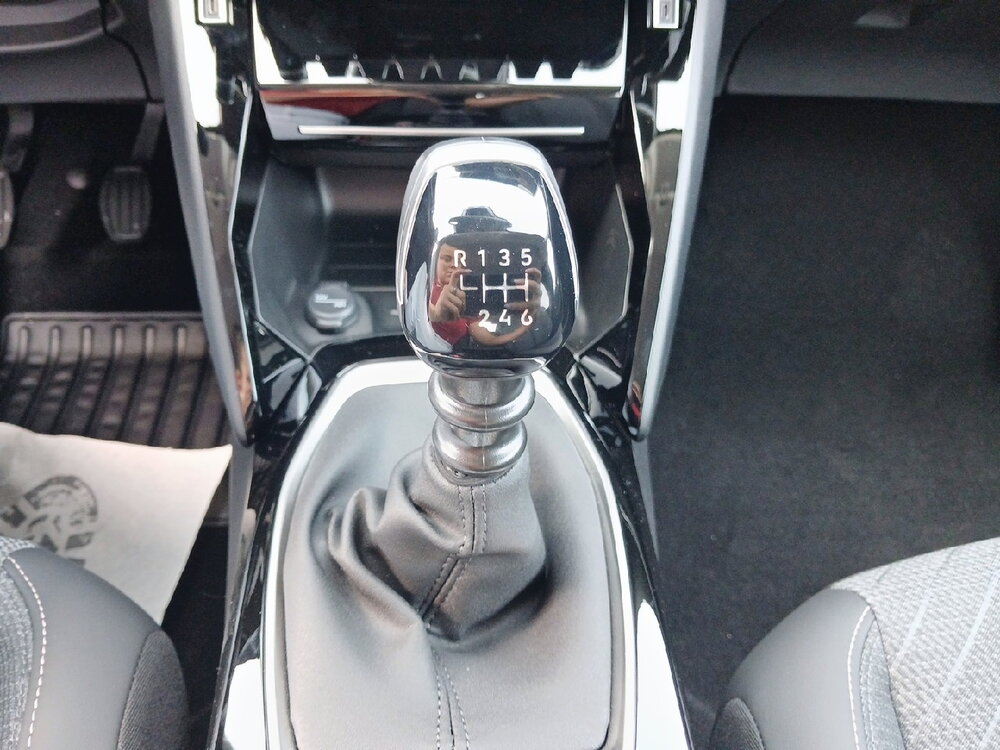 Occasion PEUGEOT 208 208 Turbo 100 ch BVM6 - Allure