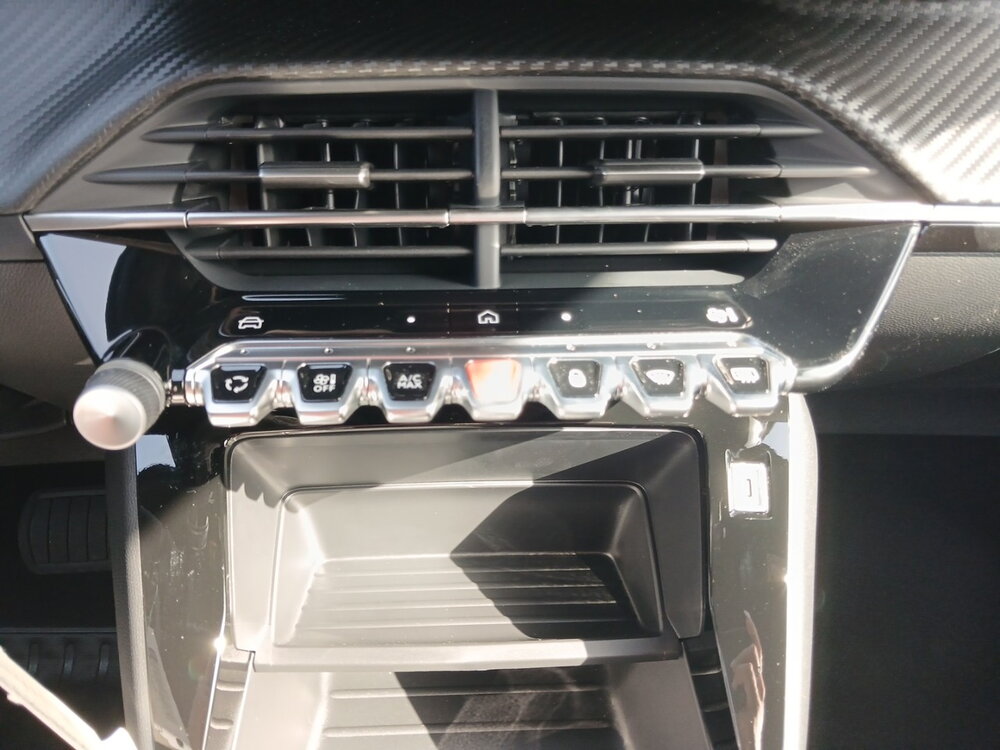 Occasion PEUGEOT 2008 2008 Hybrid 110 e-DCS6 - Edition