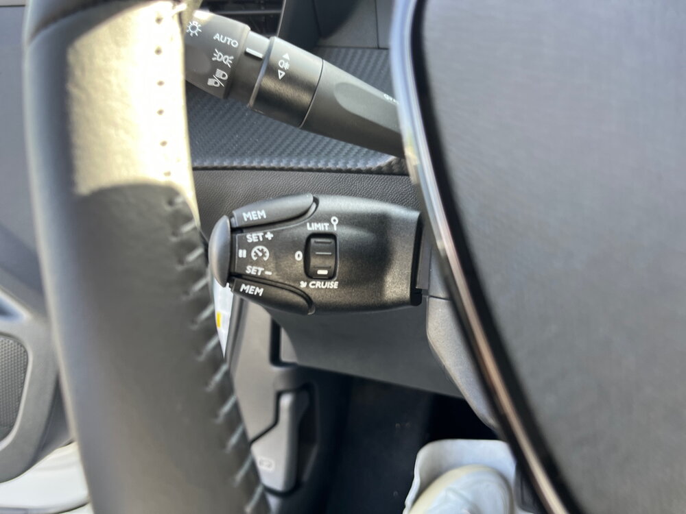 Occasion PEUGEOT 2008 2008 Hybrid 110 e-DCS6 - Edition