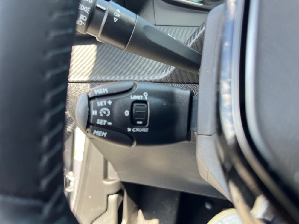 Occasion PEUGEOT 2008 2008 Hybrid 110 e-DCS6 - Edition