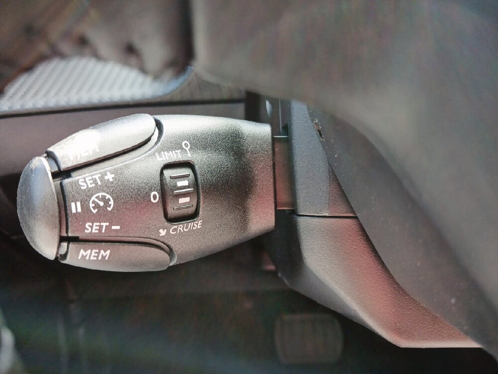 Occasion PEUGEOT 2008 2008 Hybrid 145 e-DCS6 - Allure