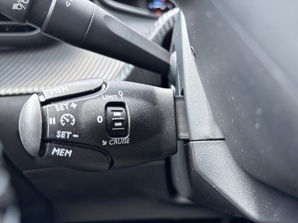 Occasion PEUGEOT 2008 2008 Hybrid 145 e-DCS6 - Allure