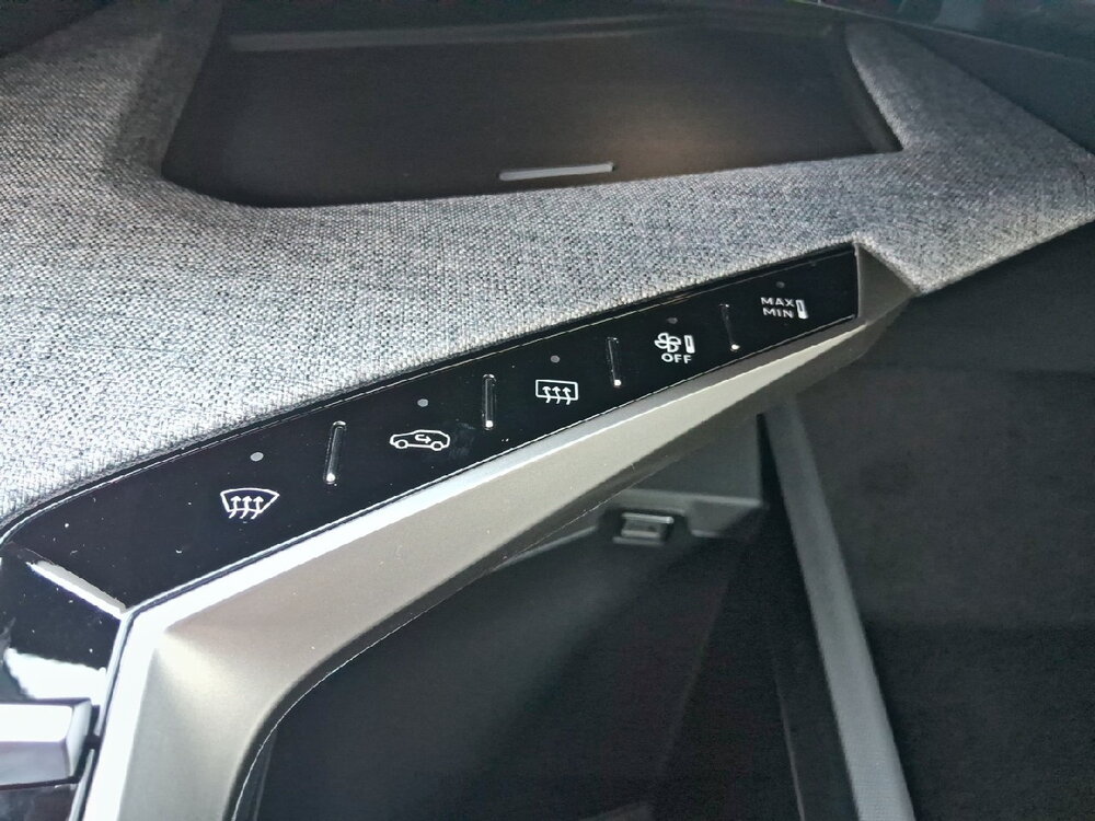 Occasion PEUGEOT 3008 3008 Electrique 210 ch 73 kWh - Allure
