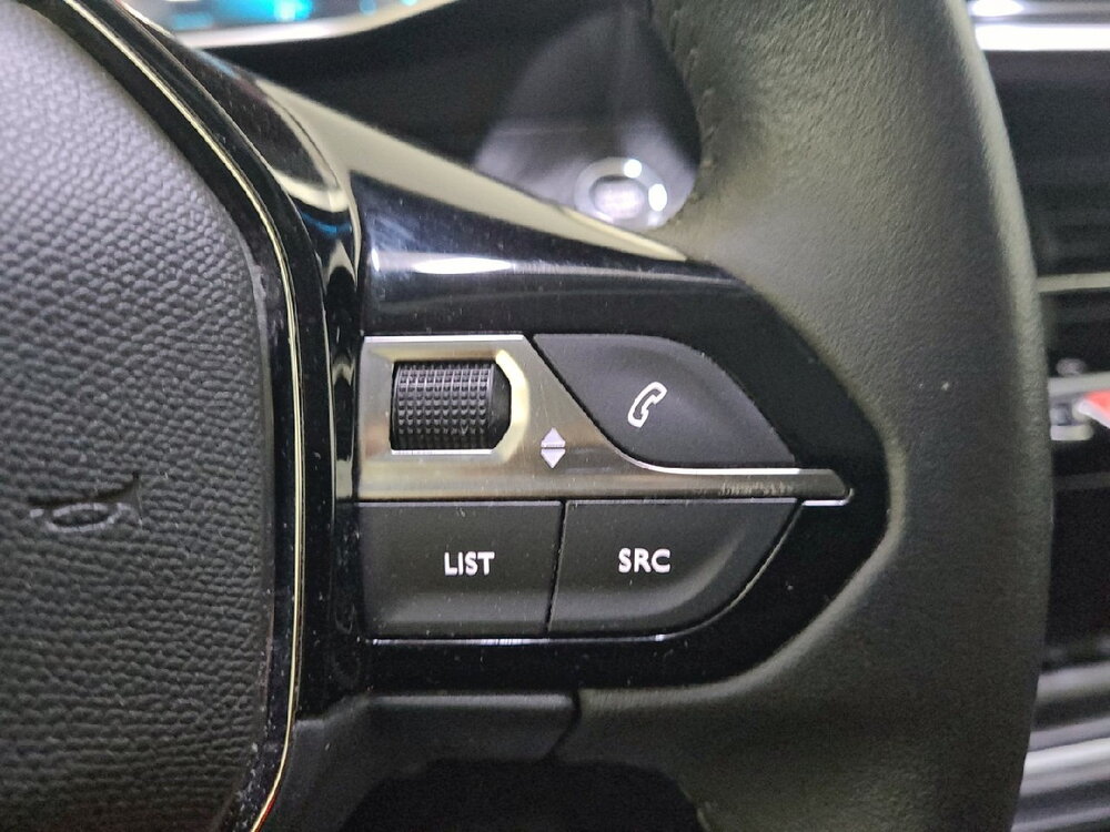 Occasion PEUGEOT 208 208 PureTech 100 S&S BVM6 - Roadtrip