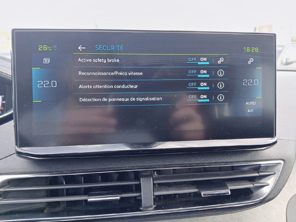 Occasion PEUGEOT 3008 3008 Hybrid 225 e-EAT8 - GT