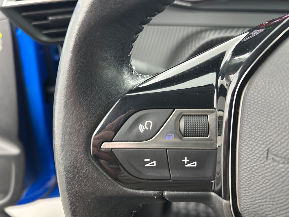 Occasion PEUGEOT 208 208 PureTech 100 S&S BVM6 - Allure