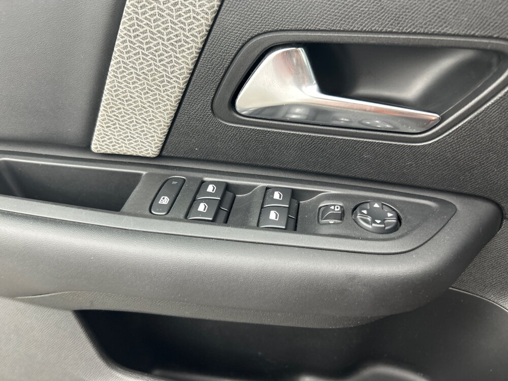 Occasion CITROEN C4 C4 PureTech 130 S&S EAT8 - Shine