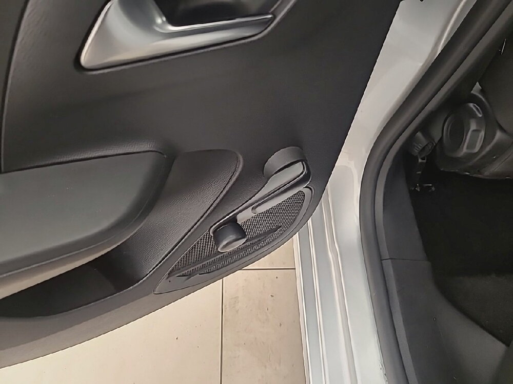 Occasion OPEL Corsa Corsa 1.2 75 ch BVM5 - Elegance Business