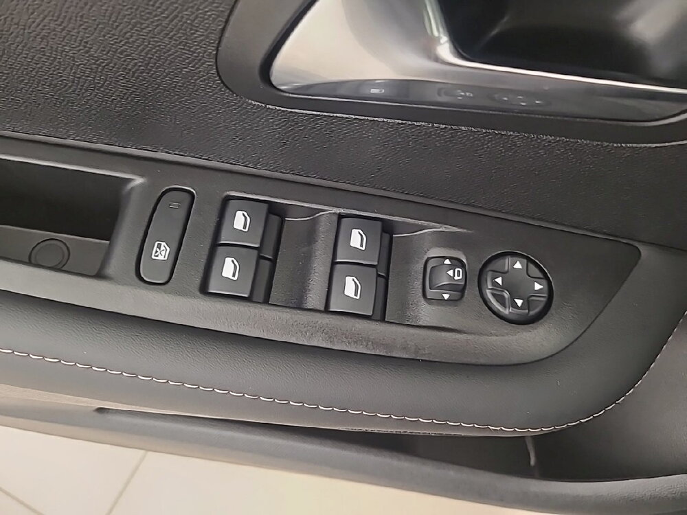 Occasion PEUGEOT 208 208 Hybrid 110 ch e-DCS6 - Allure
