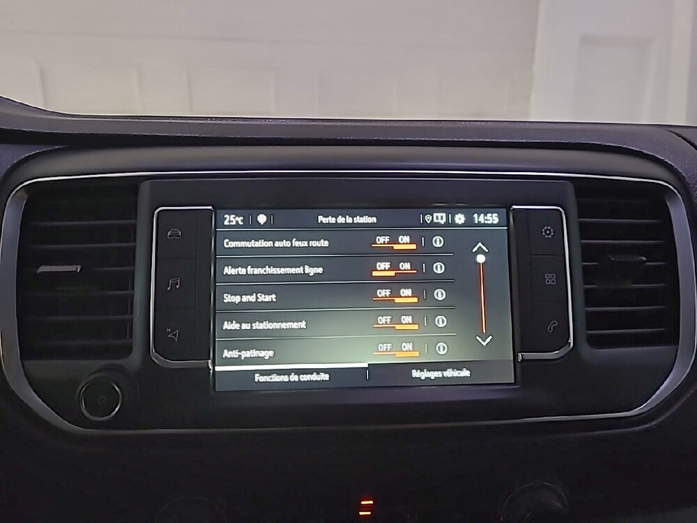 Occasion OPEL Vivaro VIVARO CA FIXE L2 2.0 DIESEL 180 CH BVA8 - PACK BUSINESS