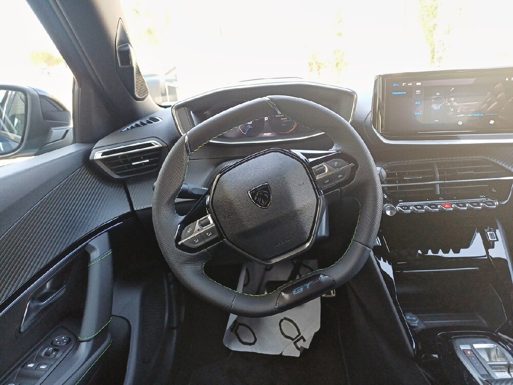 Occasion PEUGEOT 2008 2008 Hybrid 145 e-DCS6 - GT Exclusive