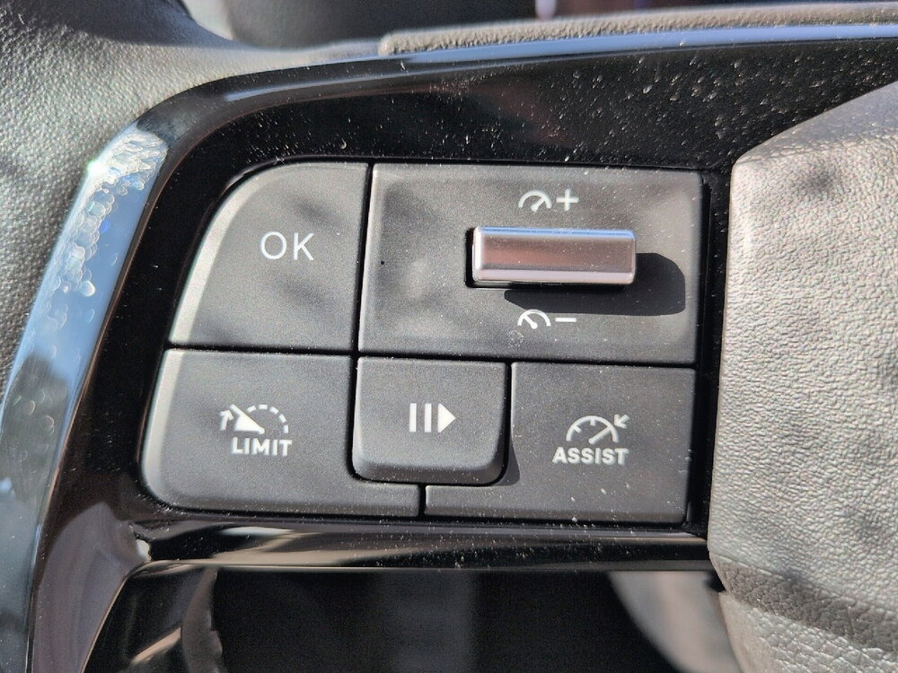 Occasion OPEL Vivaro VIVARO CA FIXE SPORTIVE DIESEL 180 CH M AUTOMATIQUE