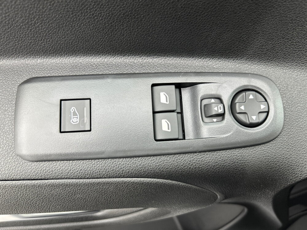 Occasion PEUGEOT Partner PARTNER FOURGON M 600 KG ESSENCE 110 S&S BVM6