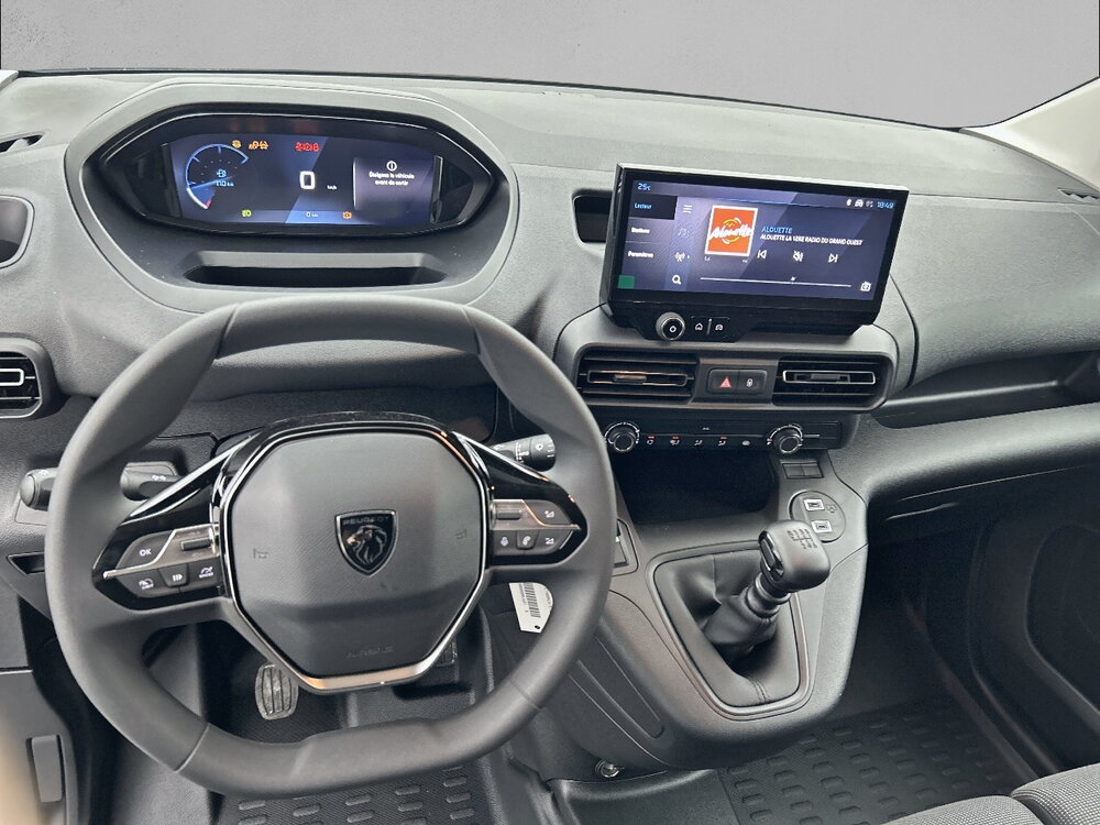 Occasion PEUGEOT Partner PARTNER FOURGON M 600 KG ESSENCE 110 S&S BVM6