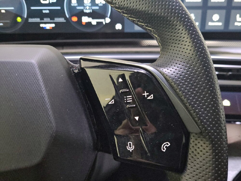 Occasion PEUGEOT 3008 3008 Hybrid 136 e-DCS6 - GT