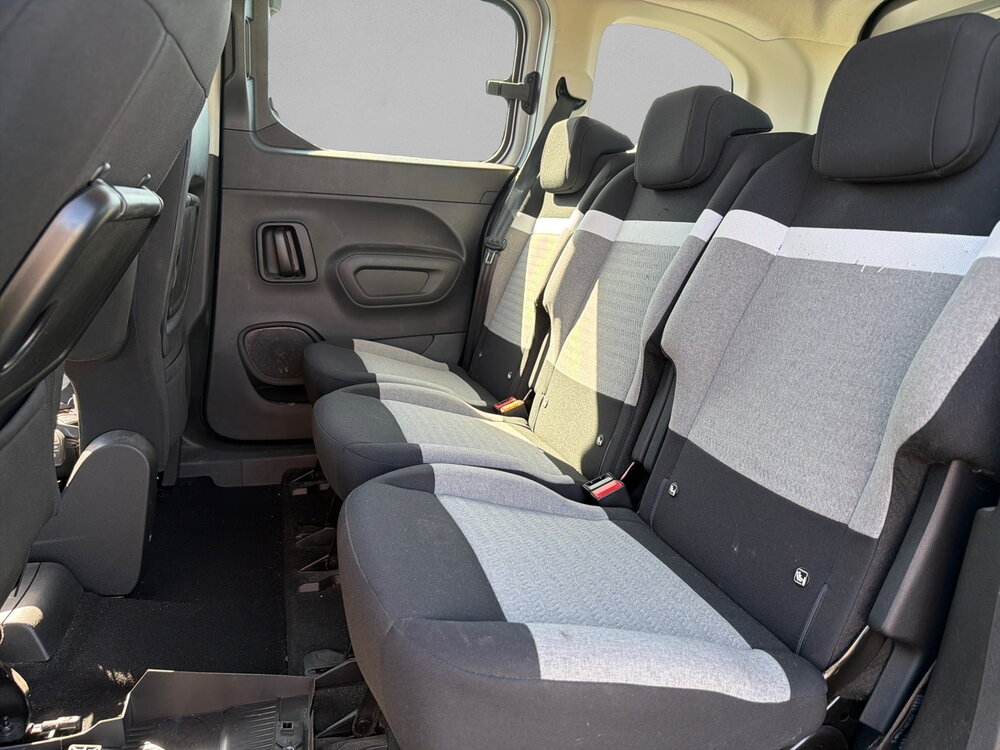 Occasion CITROEN Berlingo e-Berlingo Taille M 136 ch 100 kWh Automatique - Feel