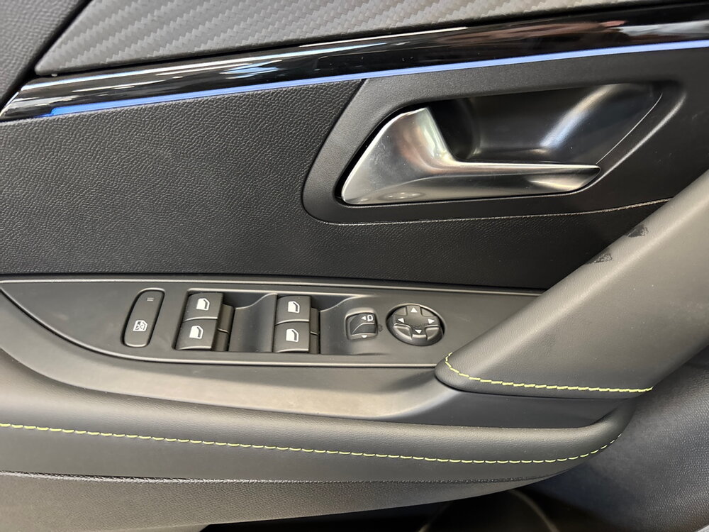 Occasion PEUGEOT 208 208 Hybrid 145 ch e-DCS6 - GT