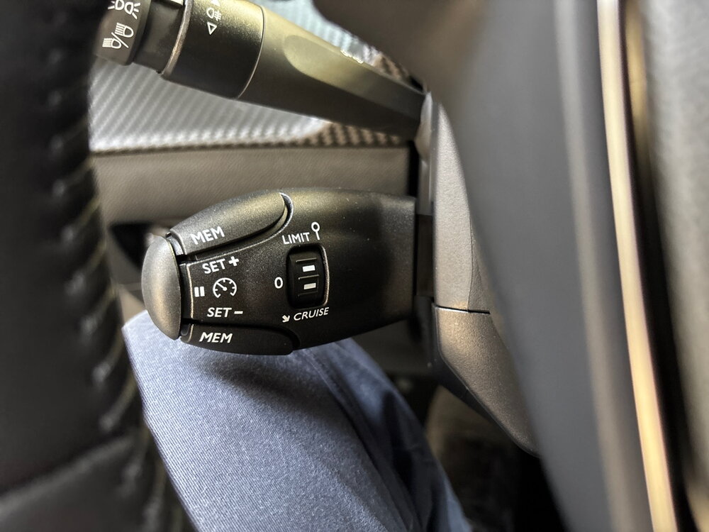 Occasion PEUGEOT 2008 2008 Hybrid 110 e-DCS6 - Allure